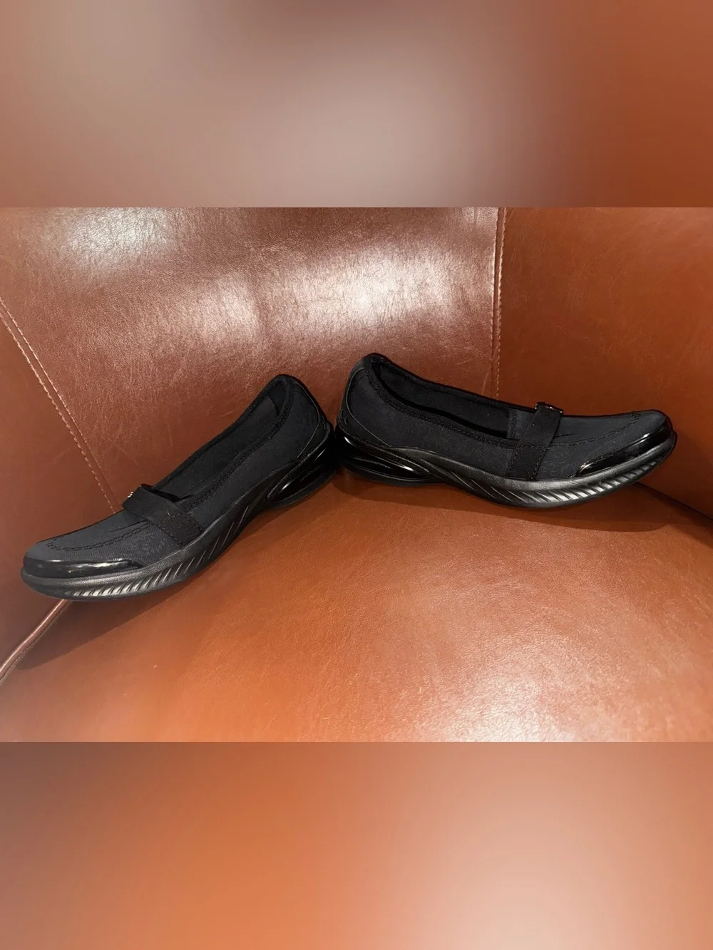 Bzees Slip On Flats Size 7.5 Great Condition